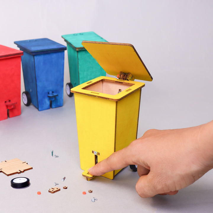 Build Paint Mini Trash Cans Set Desk Decor