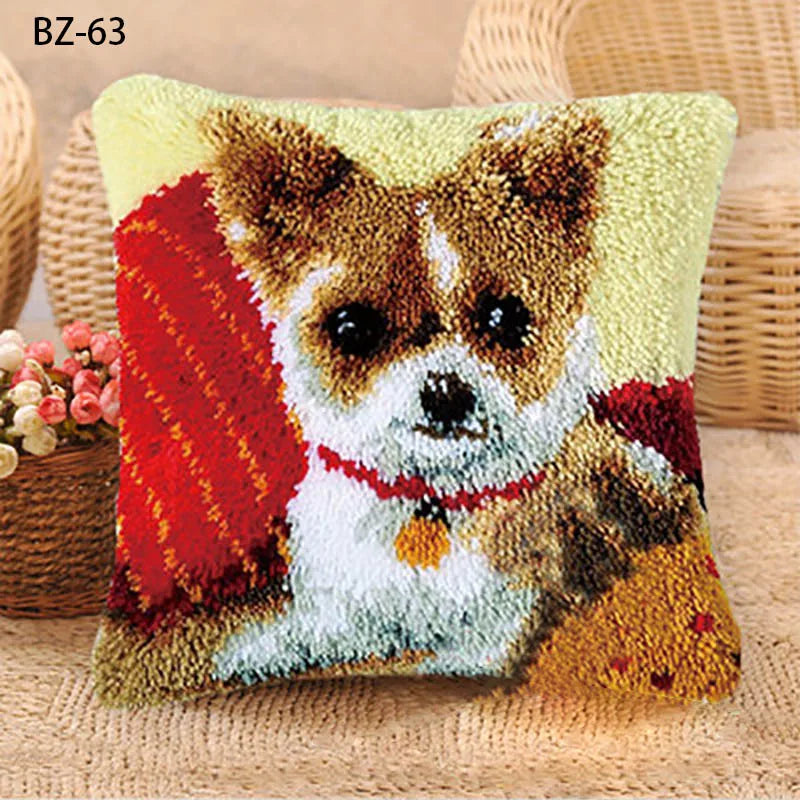 Animal Series Latch Hook Hand Knitted Embroidered Pillow Unfinished Embroidery Material Latch Hook Rug Kits Beginner DIY Supply