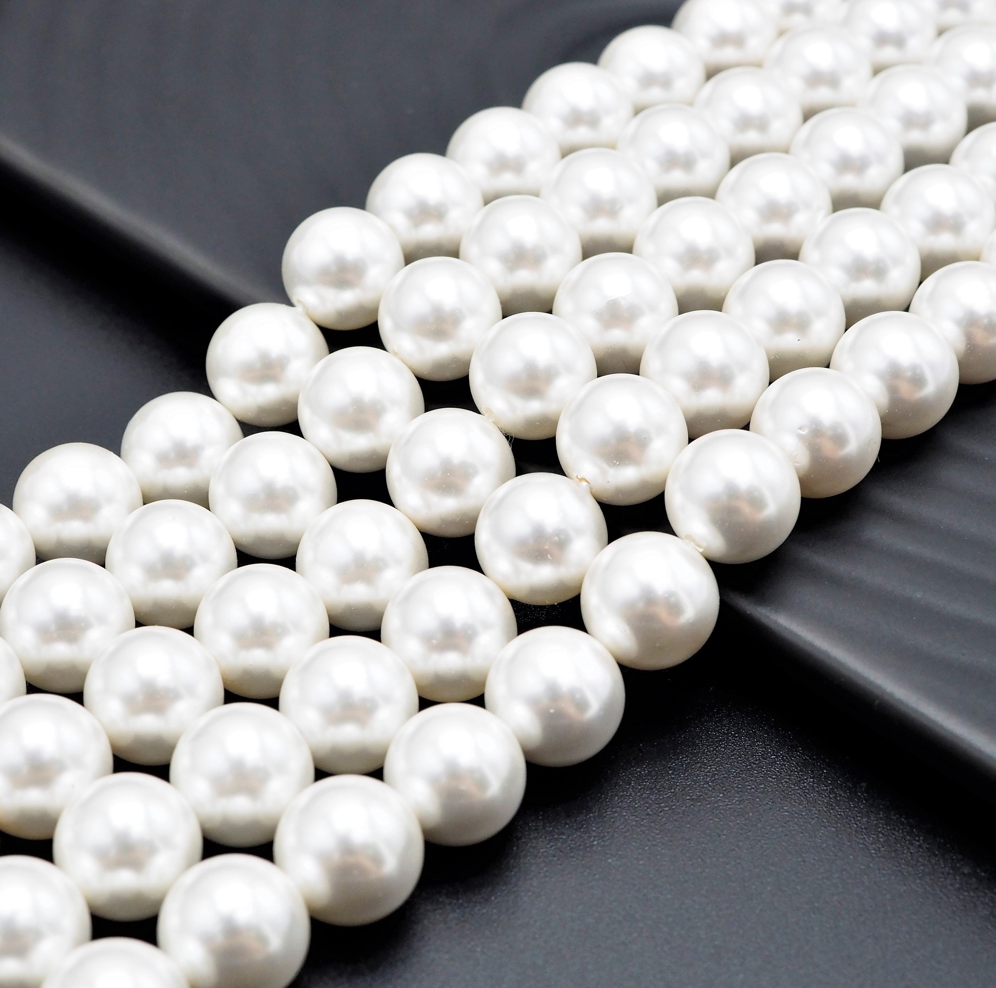 High Quality White Mother of Pearl Round Smooth Beads, Sku#U316