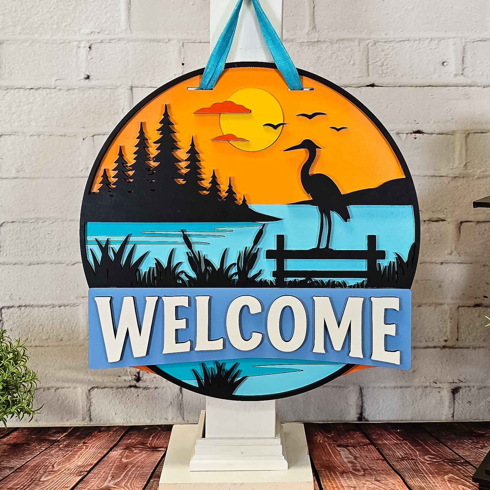 Welcome Lake with Crane Door Hanger - DIY Unfinished Kit - Lvl 2