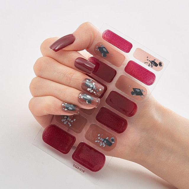 New Year Patterned Nail Decor Nail Polish Nail Art Stickers Full Beauty Sticker for Nails Nail Accessorie Christmas Nail Sticker 3D Nail Art Stickers Decal Slider Template Diy Nail Tool Decorations Nail Art Design Self Adhesive Luxury Designer Nail Sticke